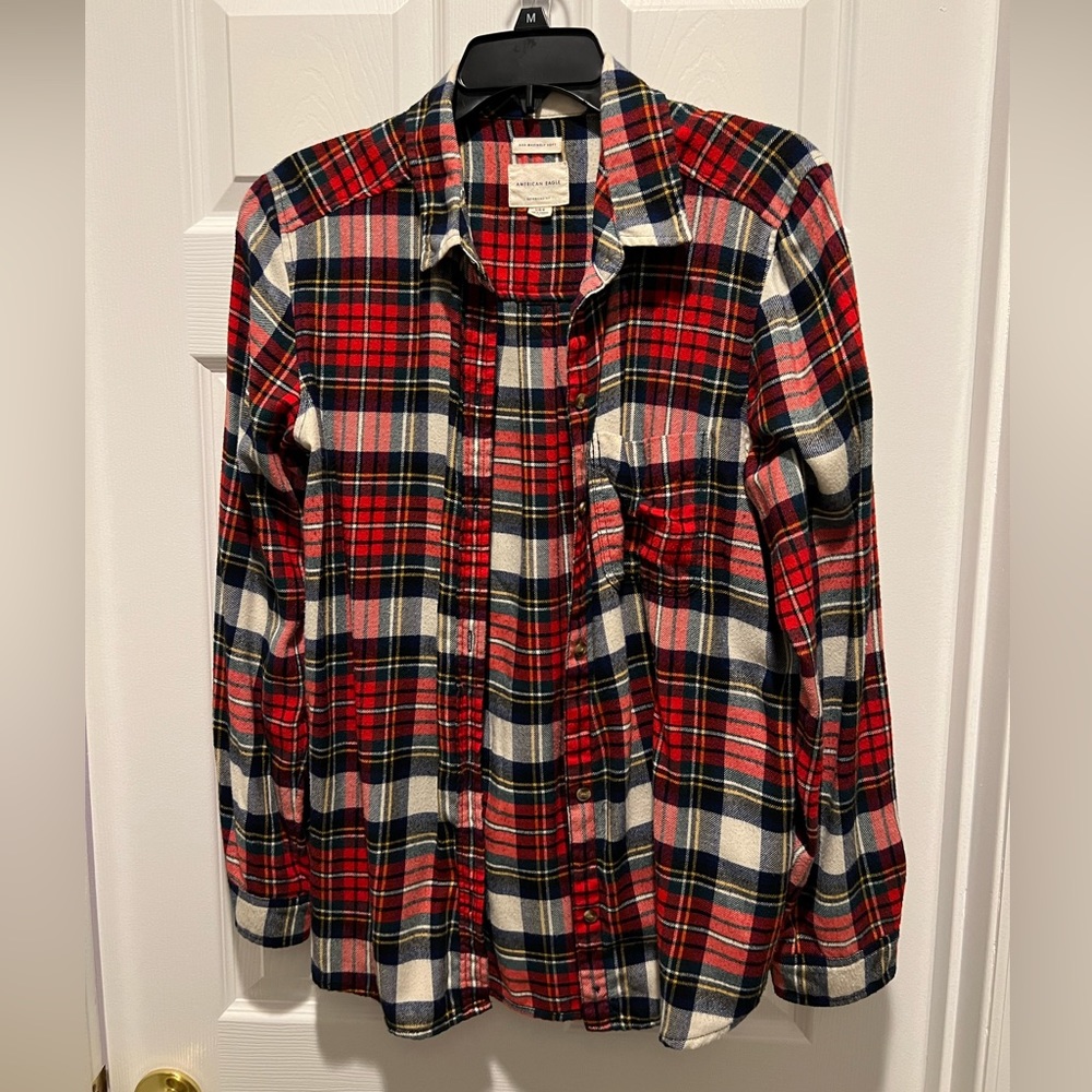 American Eagle flannel button down shirt. Size L